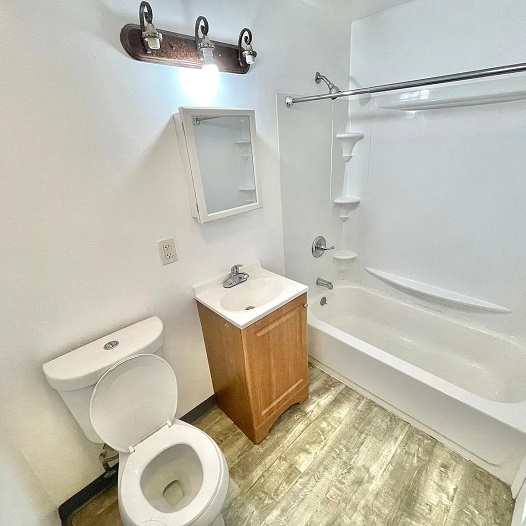 153 Hopkins St 5