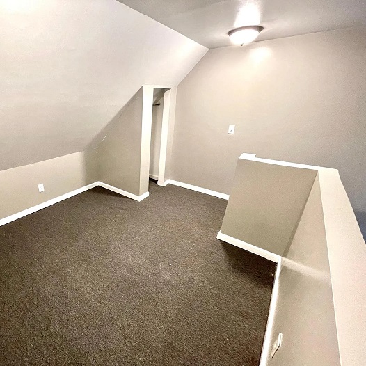 153 Hopkins St 6