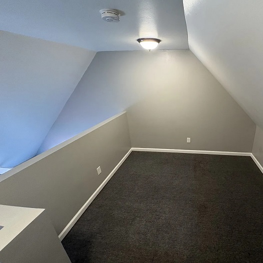 153 Hopkins St 7