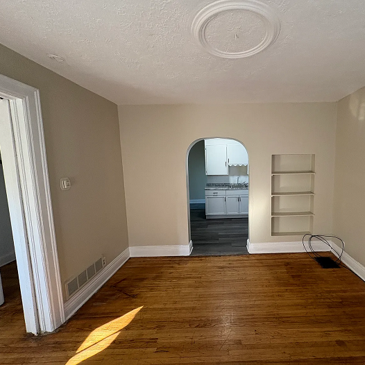 659 West Ave 1