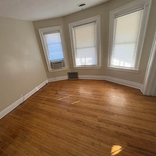 659 West Ave 2