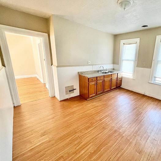 659 West Ave1