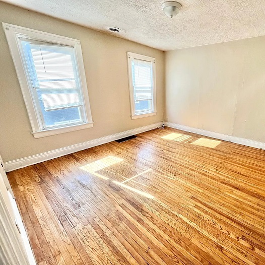 659 West Ave7