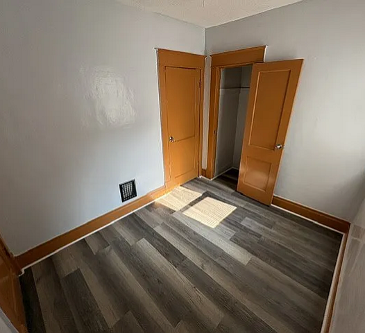 111 Dempster St 13 111 Dempster St 13