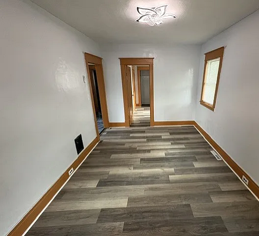 111 Dempster St 16 111 Dempster St 16
