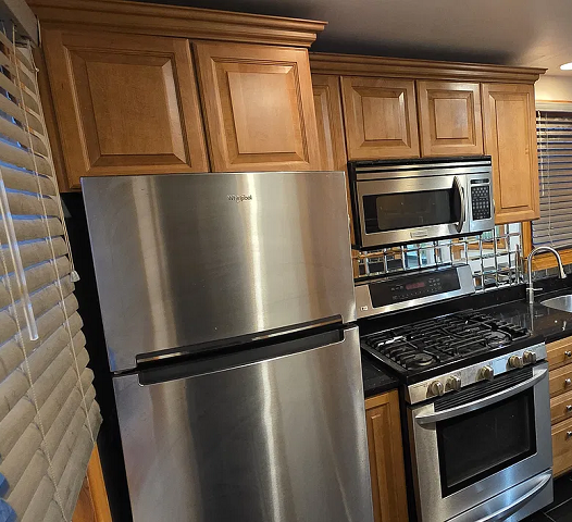 60 Weston Ave 1