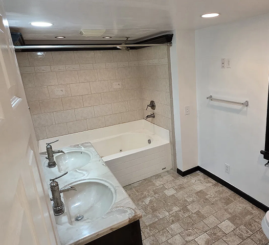 60 Weston Ave 5