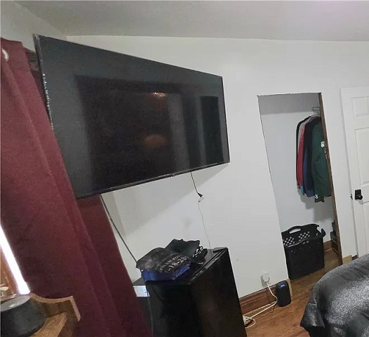 81 Walden Ave 6