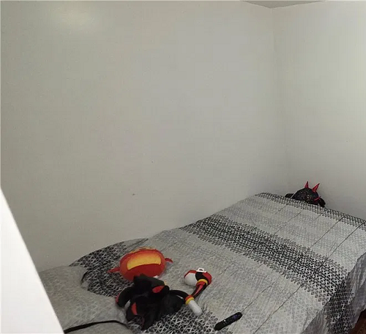 81 Walden Ave 7
