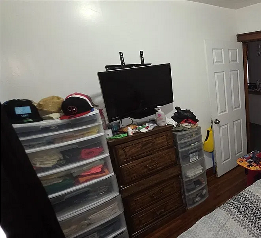 81 Walden Ave 8